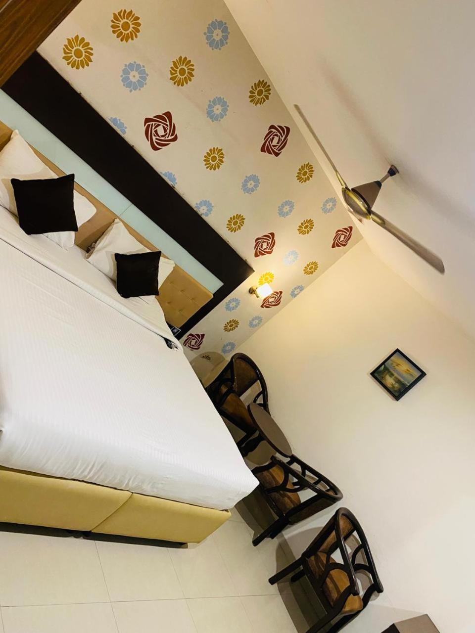 Hotel Sitara Grand L.B. Nagar Hyderabad Eksteriør billede